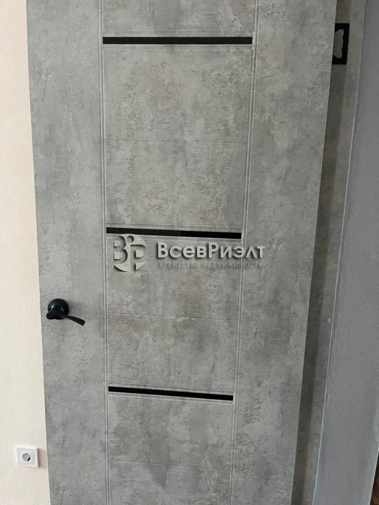 12whatsapp image 2025-11-20 at 10.51.26