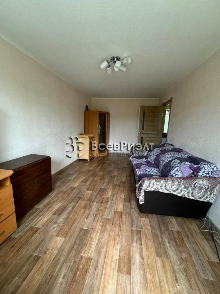 26d08fe50b-f093-44f1-84ed-c280ab12f97b